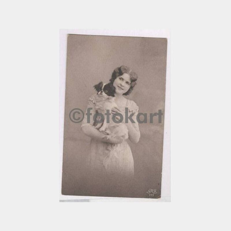 1920 Almanya Fantazi Köpekli Kız Tebrik Kartı