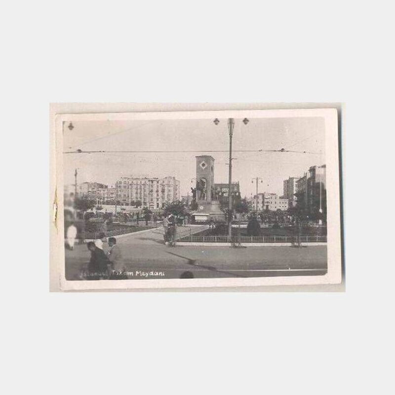 1949 İstanbul Taksim Meydanı Damgalı Fotokart