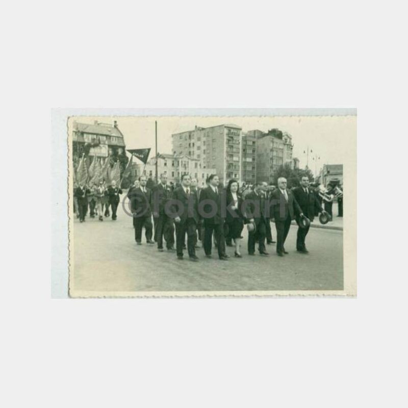 1945 Taksim Tören CHP Adalar Şubesi Fotoğraf