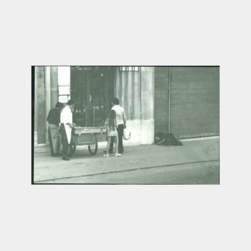 1970 Taksim Seyyar Satıcı Konulu Fotoğraf