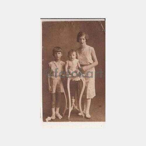 1931 Stüdyo Aile Fotoğrafı