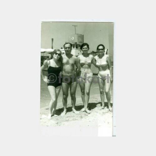 1947 Avşa Adası Plaj ve Grup 2 Adet Fotoğraf