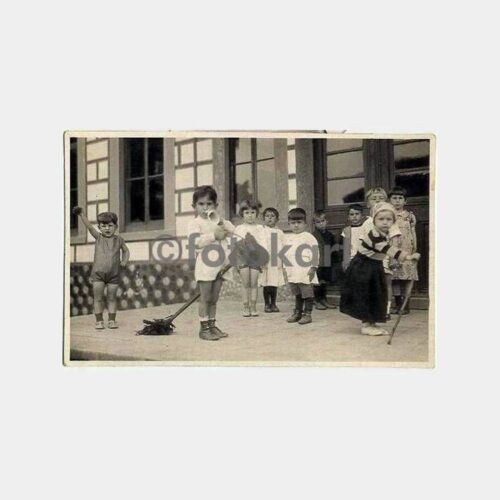 Çocuklar Oyun Oynarken Fotoğraf