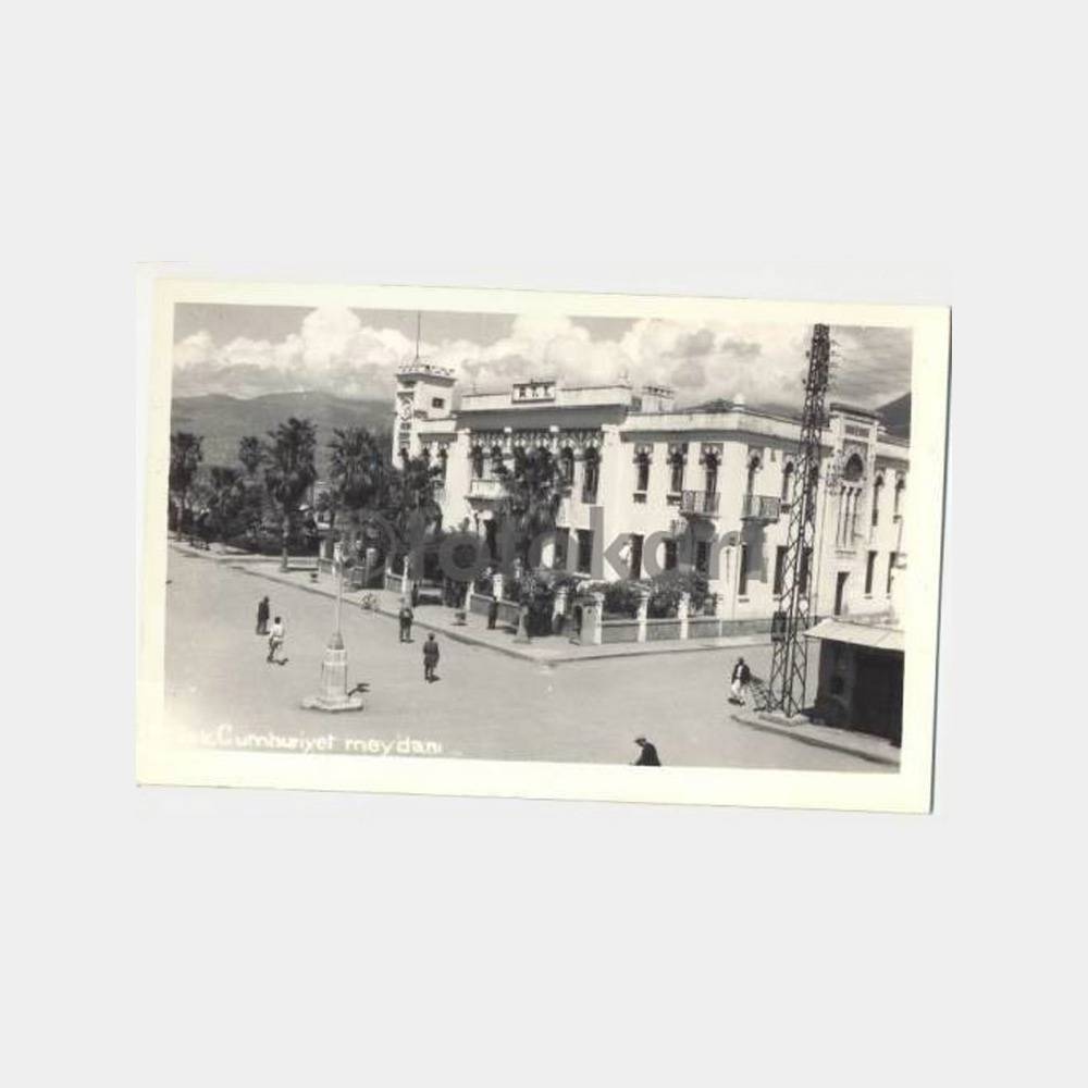 1953 İskenderun Cumhuriyet Meydanı Fotokart