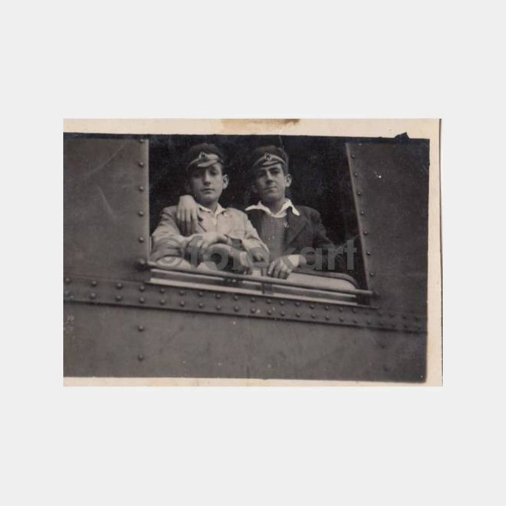 İskenderun Tren Yolcu Öğrenci 2 Adet Fotoğraf - Görsel 2