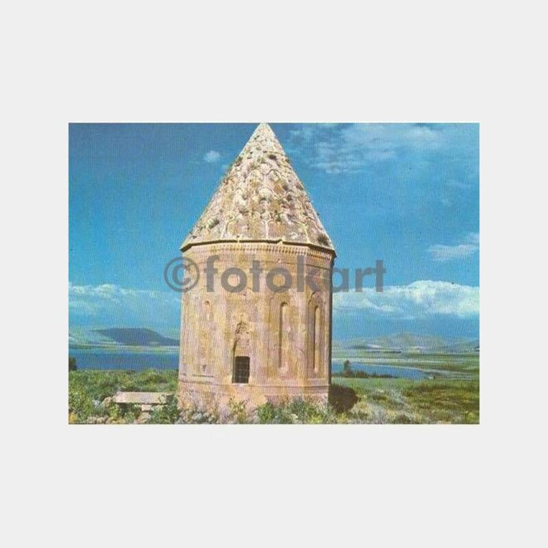 Van Gölü Kenarında Tarihi Yapı Kartpostal