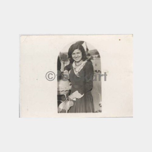 1930 Erdek 1. İnönü Denizaltısında Kadın Fotoğraf
