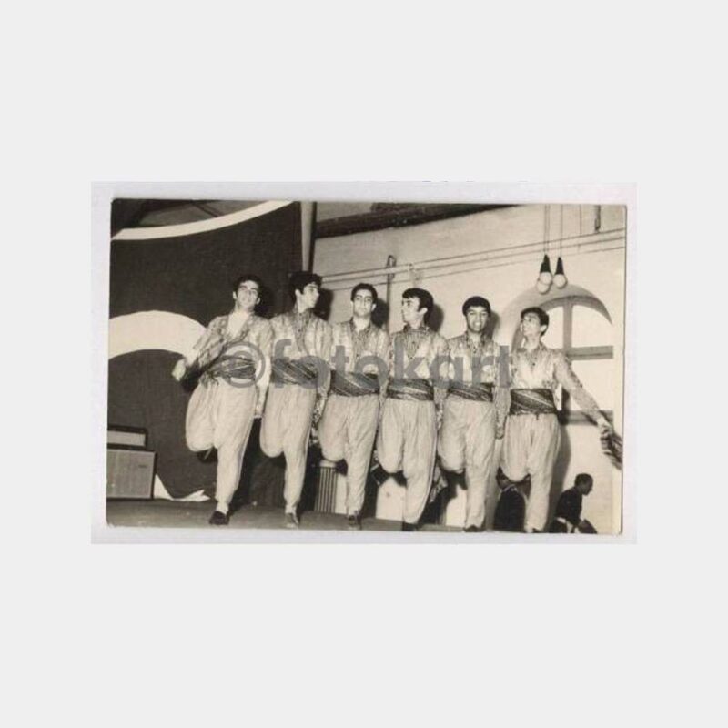 1969 Haydarpaşa Lisesi Folklor Grubu Fotoğraf