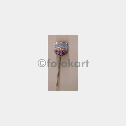 Kuşadası Konulu Eski Mineli Rozet