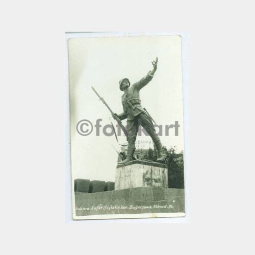 1930 Ankara Ulus Zafer Heykeli Görünüş Fotokart