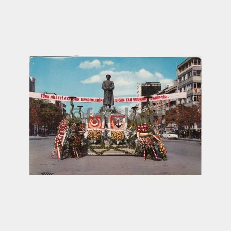 1975 Ankara Yenişehir Ata Heykeli Görünüş Kartpostal