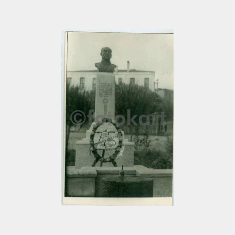 1953 Çengelköy Kuleli Atatürk Heykeli Fotoğraf