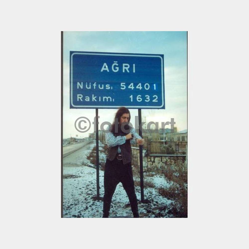 1975 Barış Manço Konulu Fotoğraflar - Görsel 4