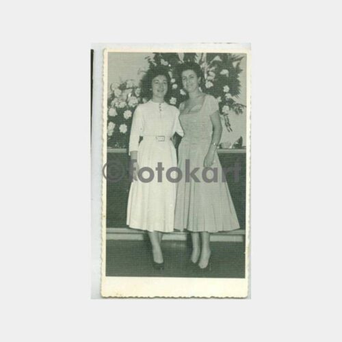 1957 Kadınlar Giysi Görünüş Stüdyo Fotoğraf