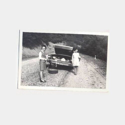 1970 Uludağ Yolda Kalmış Otomobil Fotoğraf