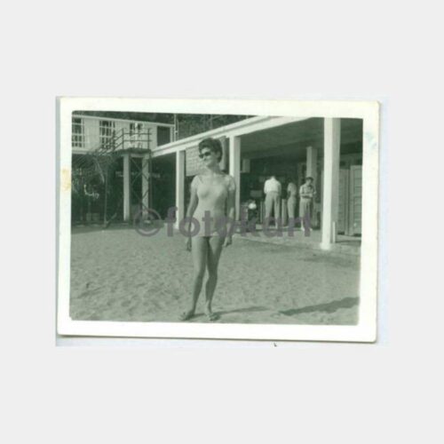 1962 Büyükada Yörükali Plaj Kadın Fotoğraf