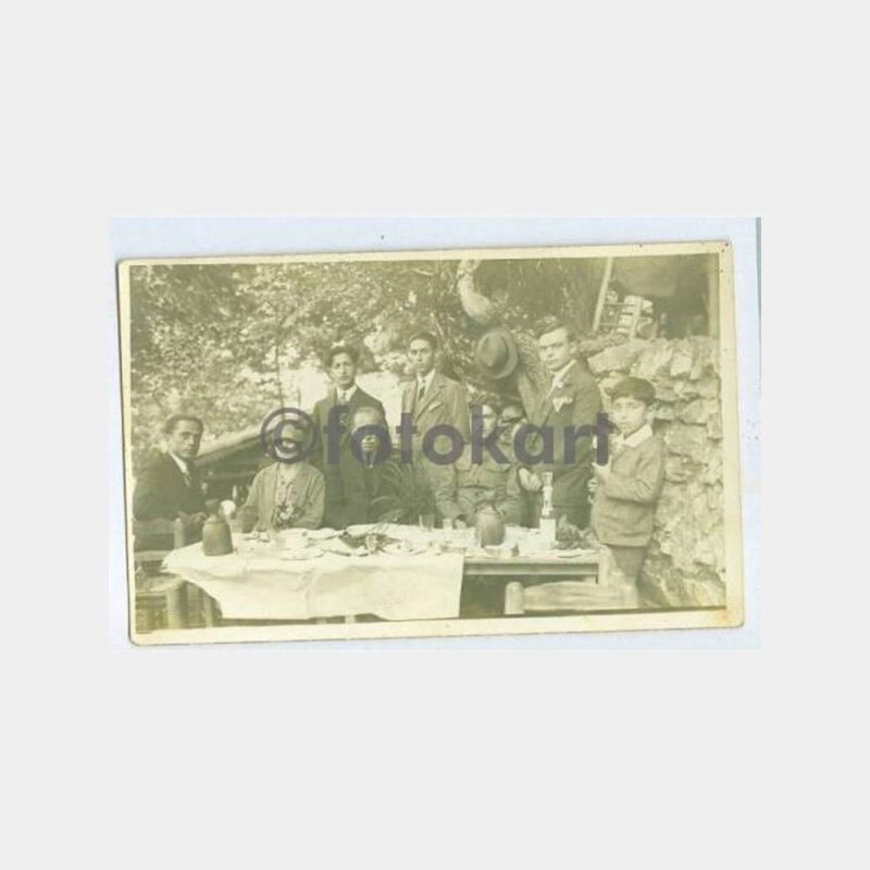 1928 Çay Bahçesi Aile Grup Fotoğraf