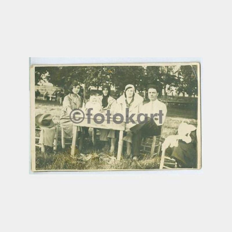 1930 Çay Bahçesi Aile Grup Fotoğraf