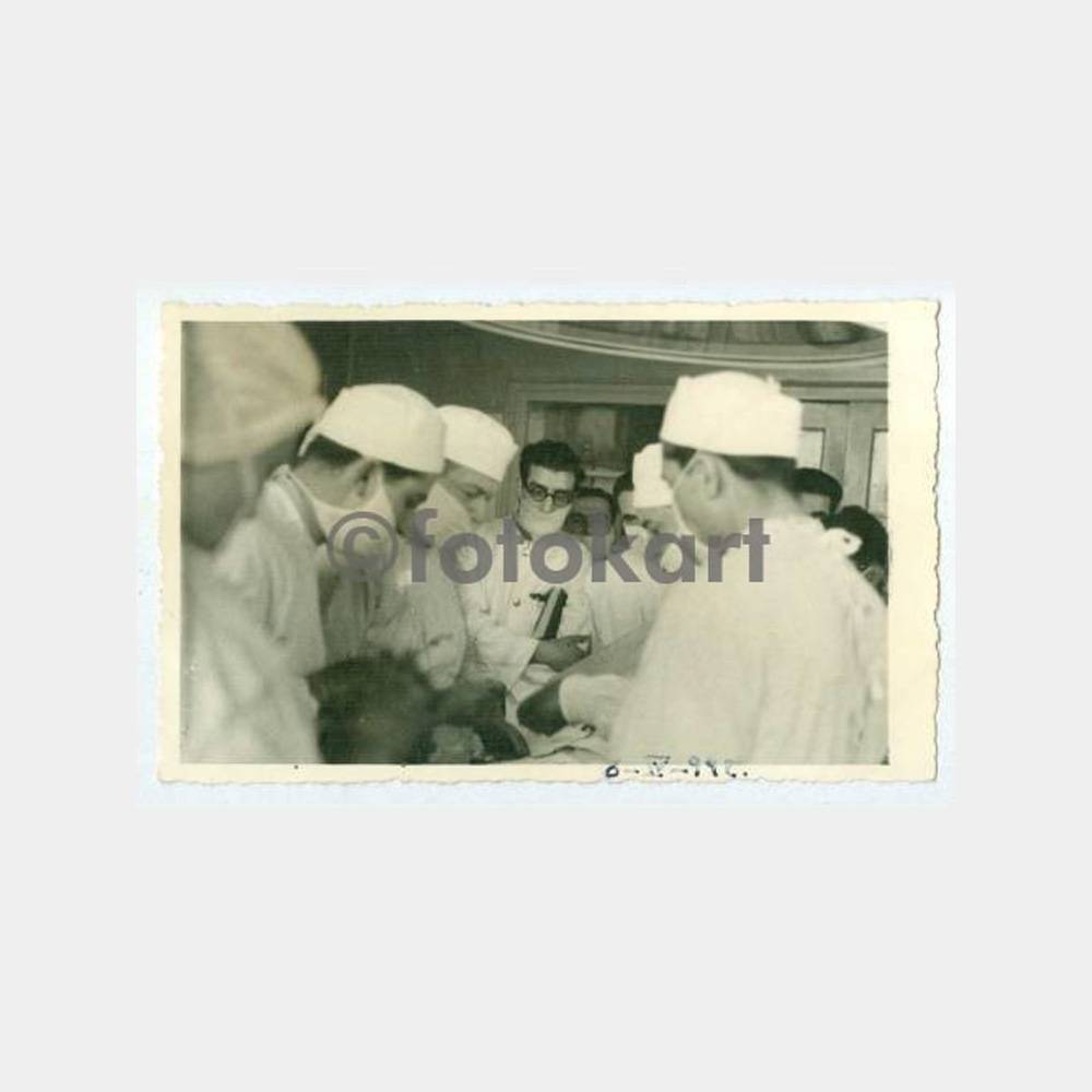 1942 Ankara Doktorlar Ameliyet Konulu Fotoğraf - Görsel 2