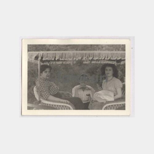 1950 Büyükada Faytonda Kadınlar Görünüş Fotoğraf