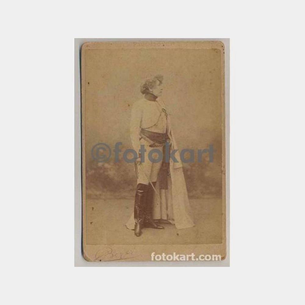 Fransa Kılıçlı Kadın Kabinet Stüdyo Fotoğraf