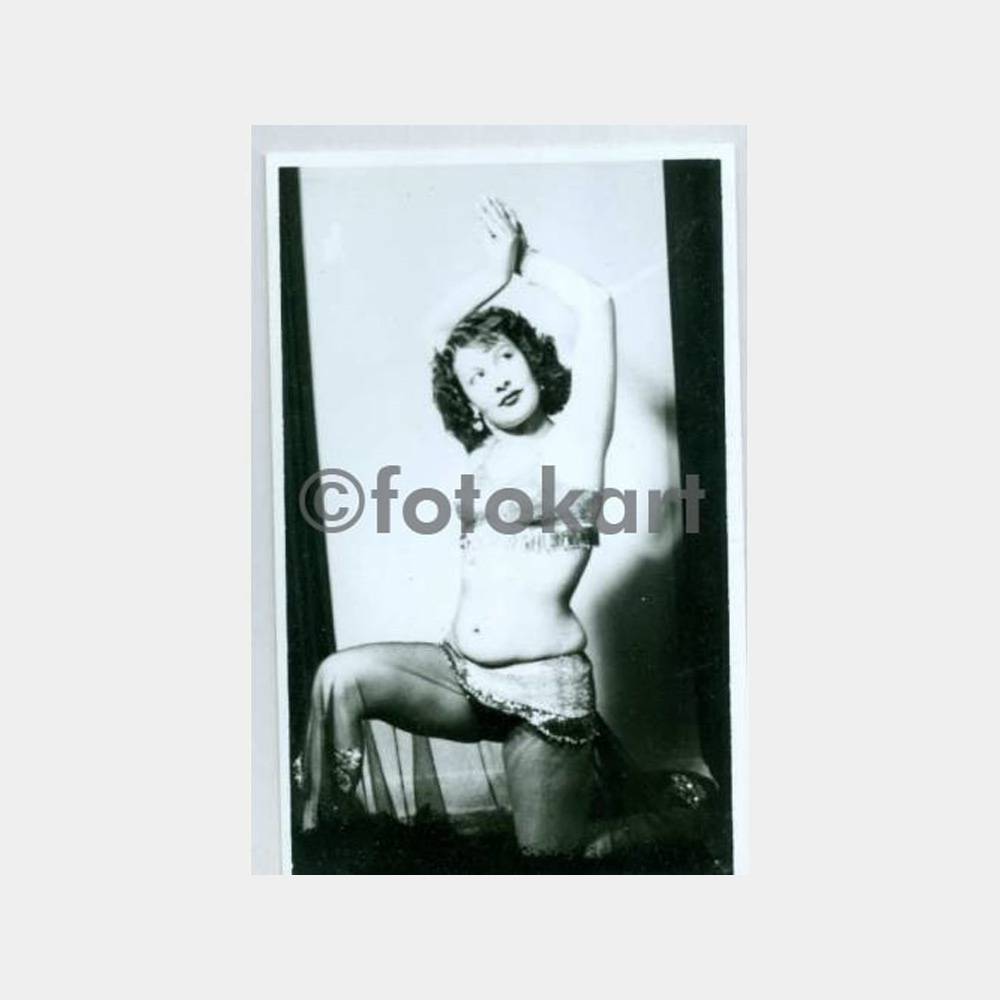 1940 Stüdyo Arşivi Kadın Konulu Fotoğraf