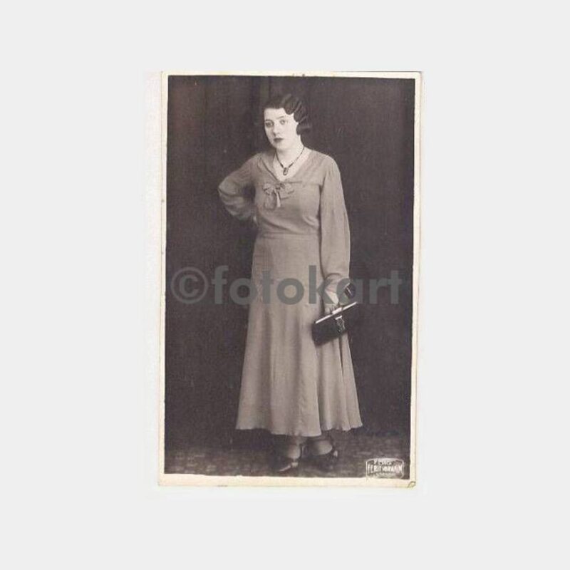1935 Foto F. İbrahim Kadın Stüdyo Fotoğraf