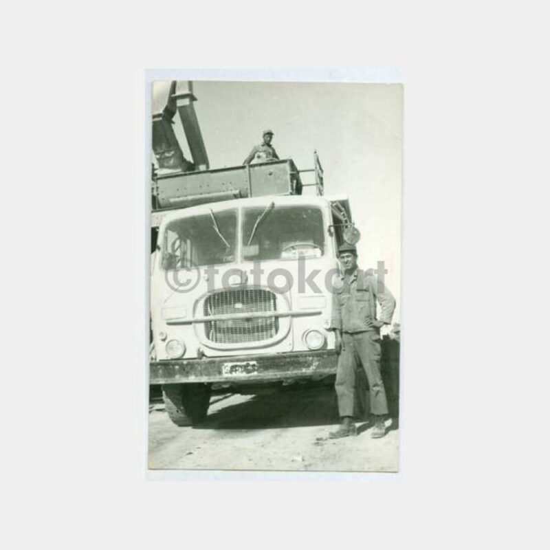 1967 Askeri Vinç Kamyon Konulu Fotoğraf