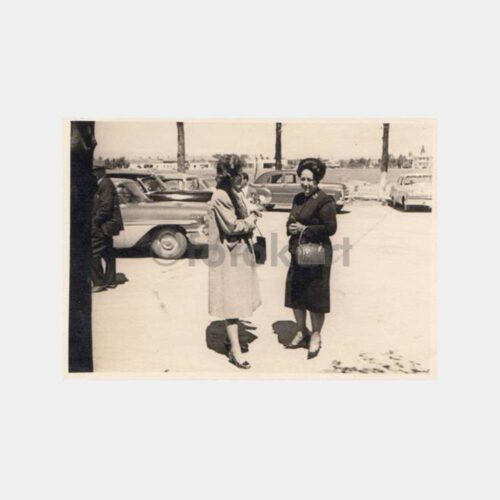 1960 Kadınlar Eski Otomobiller Fotoğraf