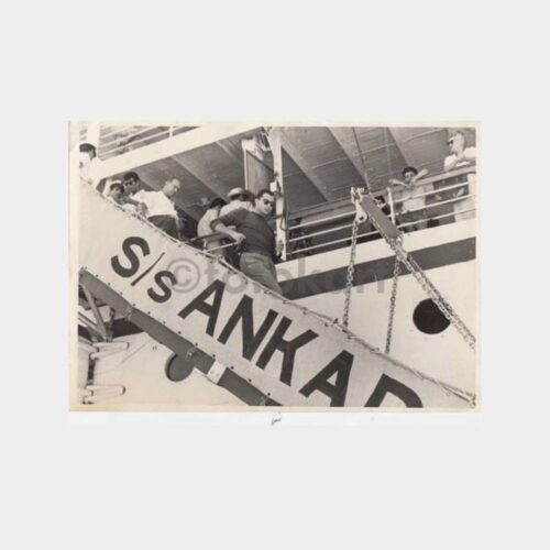 1968 Ankara Vapuru Merdiveni Yolcular Fotoğraf