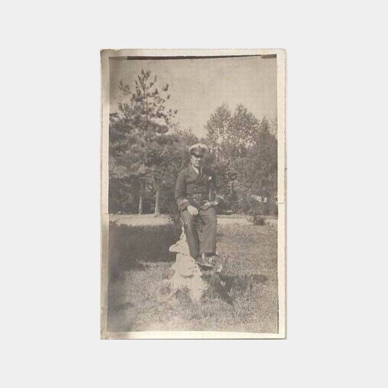1936 Yavuz Subayı Tarihi Sütun Üzerinde Fotoğraf