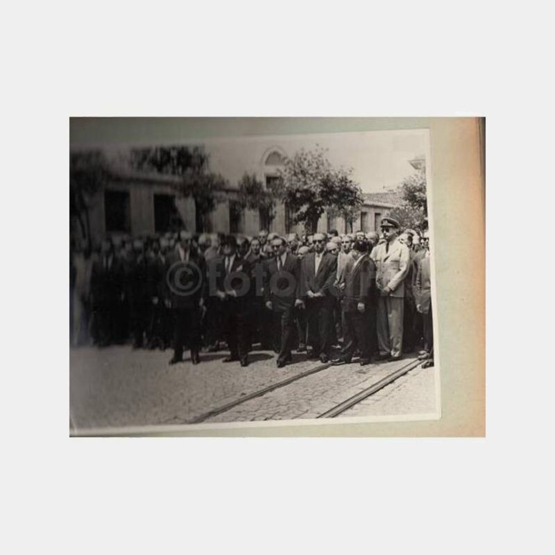 1959 Türkiye İş Bankası Gn. Md. Avunduk Fotoğraf Albümü - Görsel 4