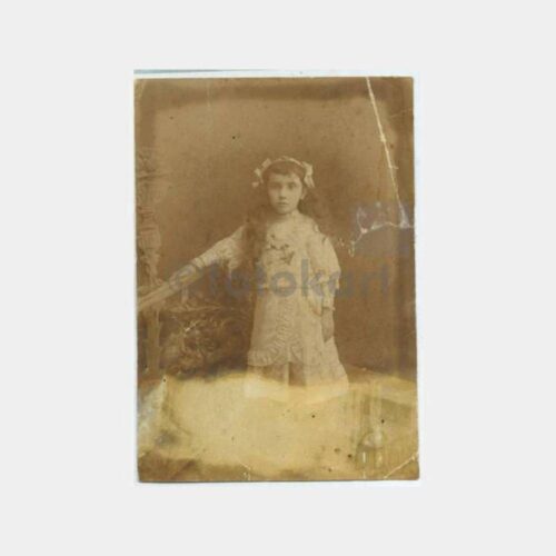 1900 Gelin Elbiseli Kız Çocuk Stüdyo Fotoğraf