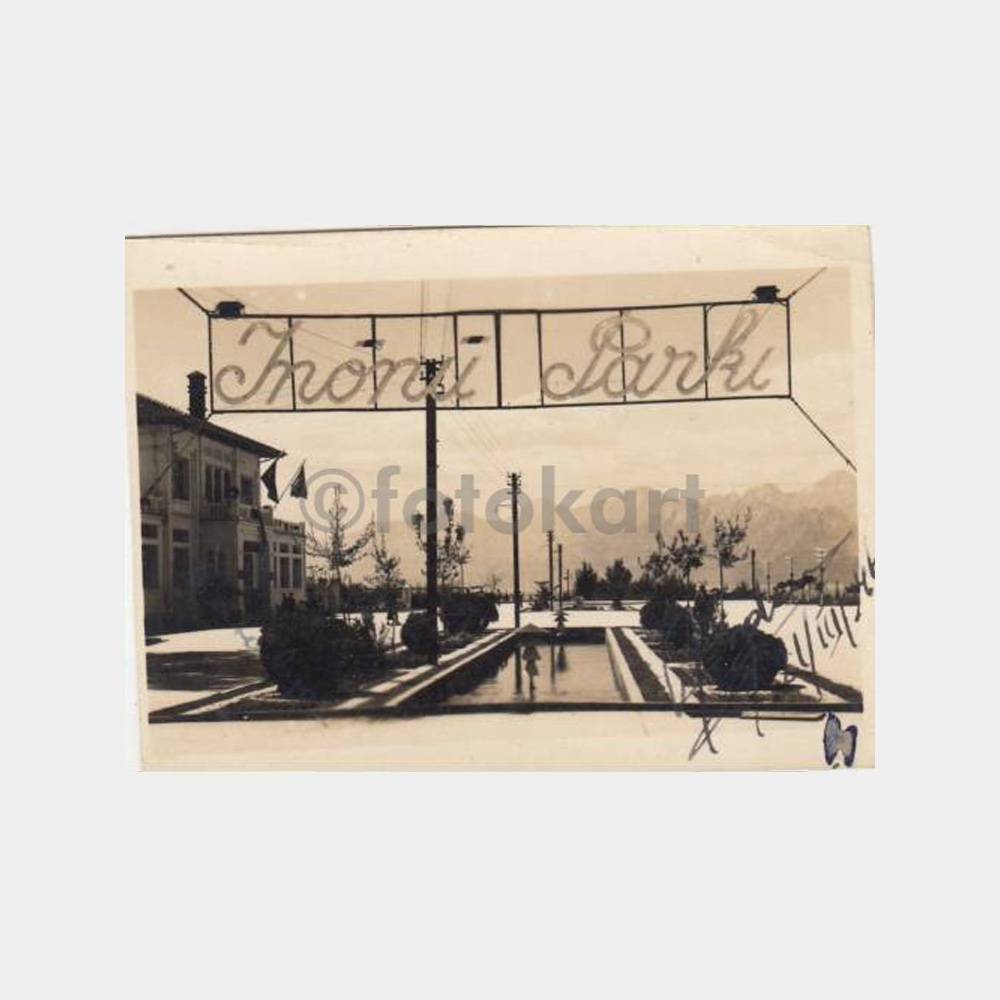 1946 Antalya İnönü Parkı Tebrik Fotoğraf