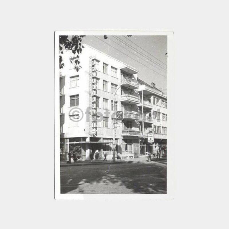 1968 T. Emlak Kredi Banka Isparta Şb. Fotoğraf