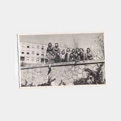 1940 Bursa Necatibey Kız Enstitüsü Grup Fotoğrafı