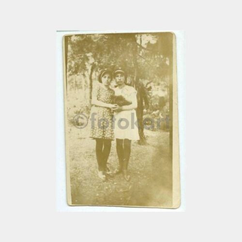 1931 Heybeliada Gezi Şapkalı Kızlar Fotoğraf