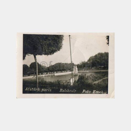 1945 Balıkesir Atatürk Parkı Görünüş Kartpostal