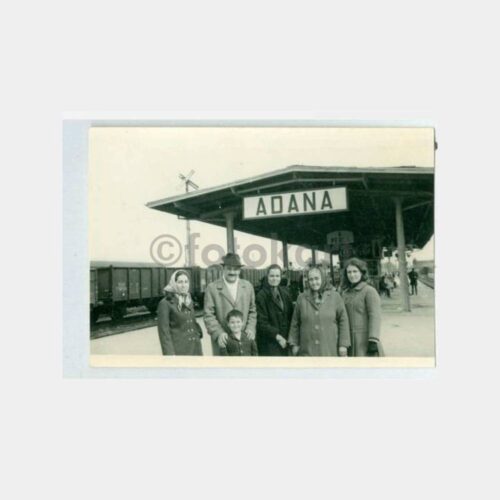 1968 Adana Tren İstasyonu Yolcular Fotoğraf