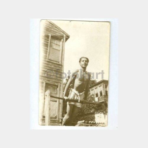 1929 Üsküdar Sahilinde Genç Fotoğraf