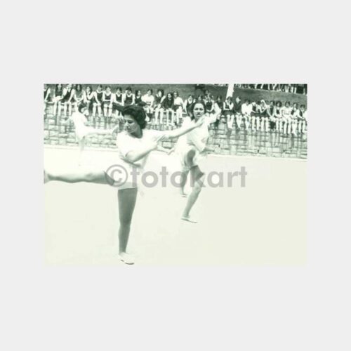 1970 Üsküdar Kız Lisesi Spor Etkinlik 4 Fotoğraf