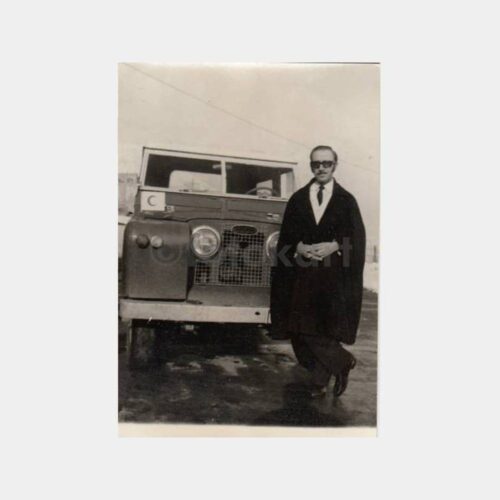 1958 Kızılay Amblemli Sağlık Jeep Oto Fotoğraf
