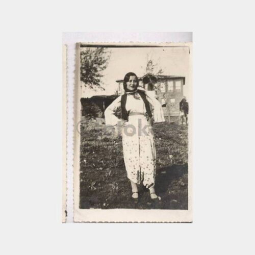 Tarihi Ev ve Kadın Konulu Fotoğraf