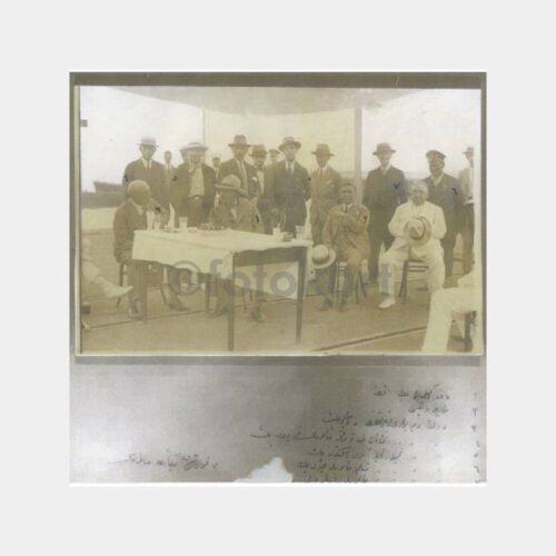 1927 Vapurda Grup Reprodüksiyon Baskı Resim