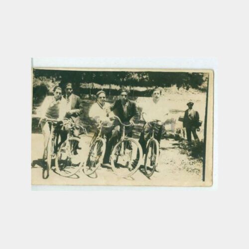 1939 Yakacık - Bisikletli Gençler Konulu Fotoğraf