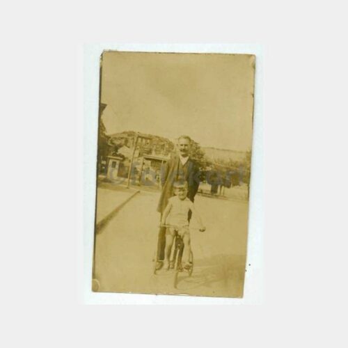 1929 Bisikletli Çocuk Fotoğraf