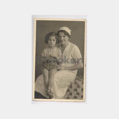 Hemşire ve Çocuk Görünüş Fotoğraf