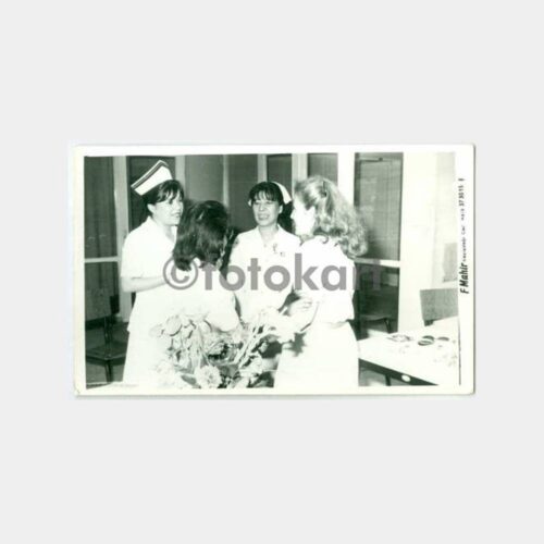1981 Hemşire Konulu Fotoğraf