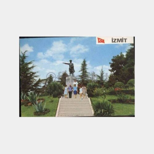 İzmit Atatürk Heykeli Görünüş Kartpostal