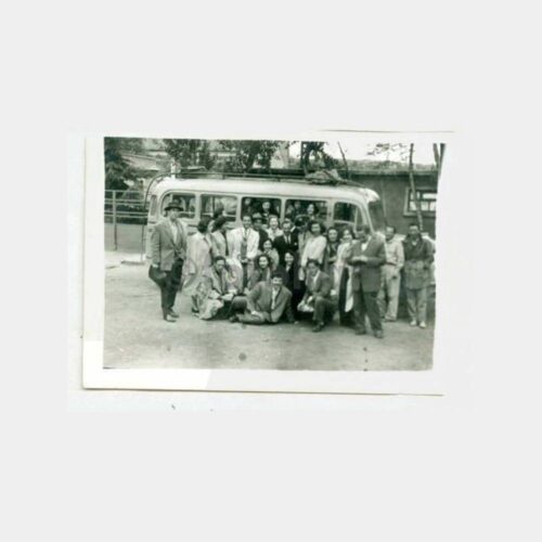 1948 Otobüs ve Yolcuları Konulu Fotoğraf